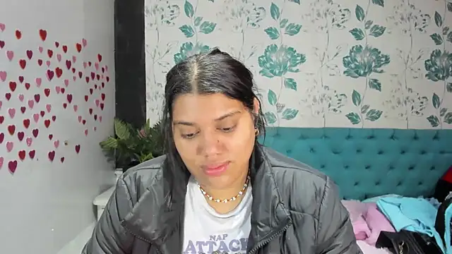 LindaBreeS online show from 9, 3, 2025
