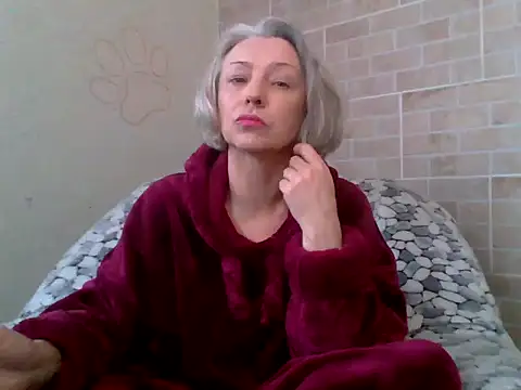 Lorie Carrie online show from 9, 1, 2026