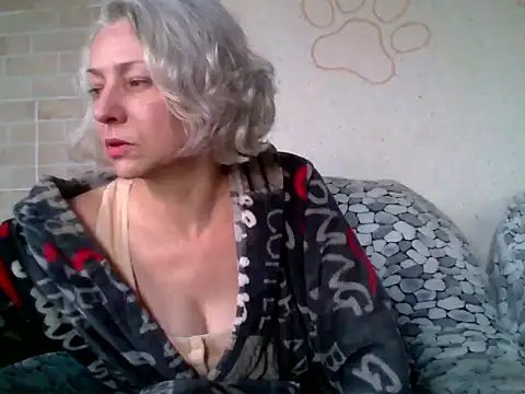 Lorie Carrie online show from 20, 4, 2026