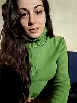 Snapshot of CoreSashaDylan chatting on 9, 2, 2025 CoreSashaDylan online show from 9, 2, 2025