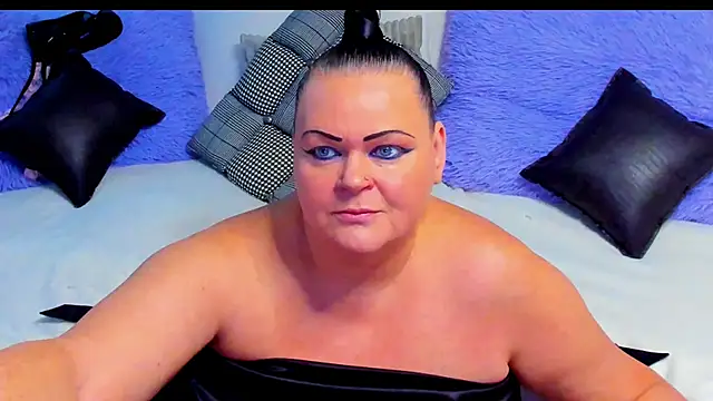 MilanaBiegert online show from 4, 12, 2025