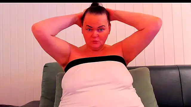 MilanaBiegert online show from 10, 1, 2026