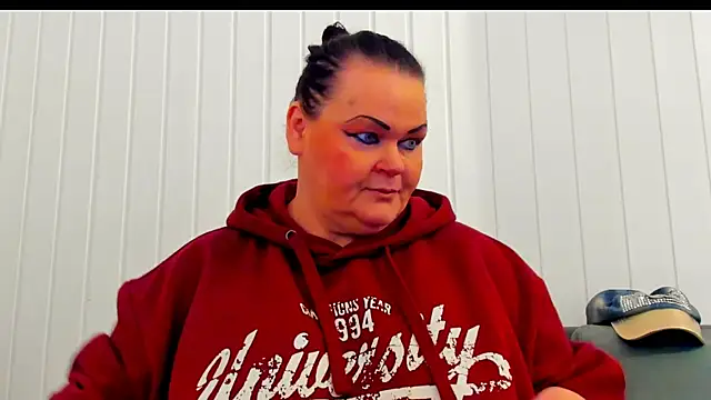 MilanaBiegert online show from 7, 1, 2026