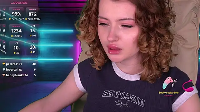 YesPussyClover online show from 17, 2, 2025