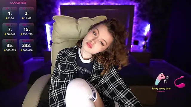 YesPussyClover online show from 8, 2, 2025