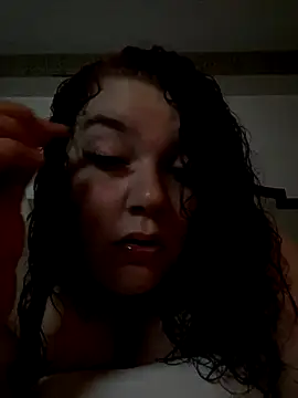 Snapshot of lolabun247 chatting on 23, 10, 2025 lolabun247 online show from 23, 10, 2025