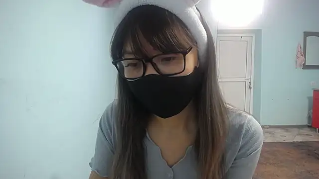 elllaaxx online show from 22, 10, 2025