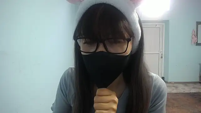 elllaaxx online show from 17, 10, 2025