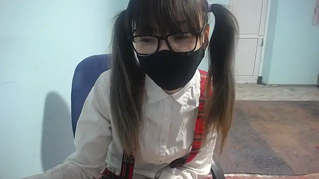 elllaaxx online show from 4, 12, 2025