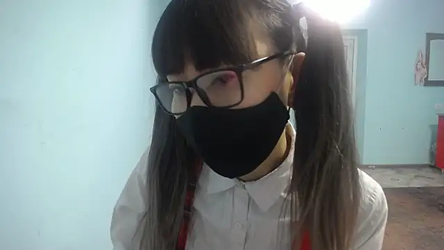 elllaaxx online show from 6, 11, 2025