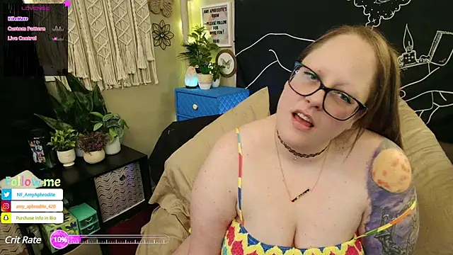 AmyAphrodite online show from 4, 3, 2025