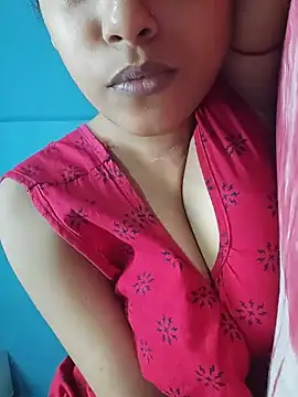 Snapshot of sexyindi_couple chatting on 26, 5, 2026 sexyindi couple online show from 26, 5, 2026