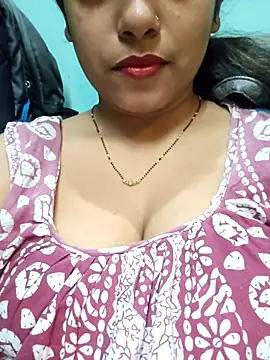 Snapshot of sexyindi_couple chatting on 9, 3, 2025 sexyindi couple online show from 9, 3, 2025