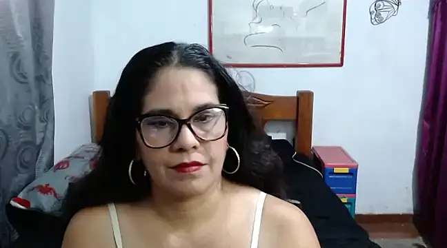 Mistresskloe01 online show from 2, 12, 2024