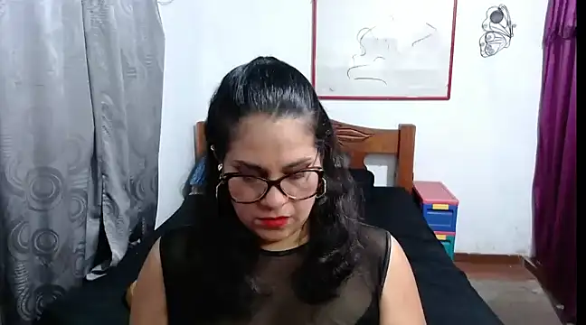 Mistresskloe01 online show from 8, 1, 2025