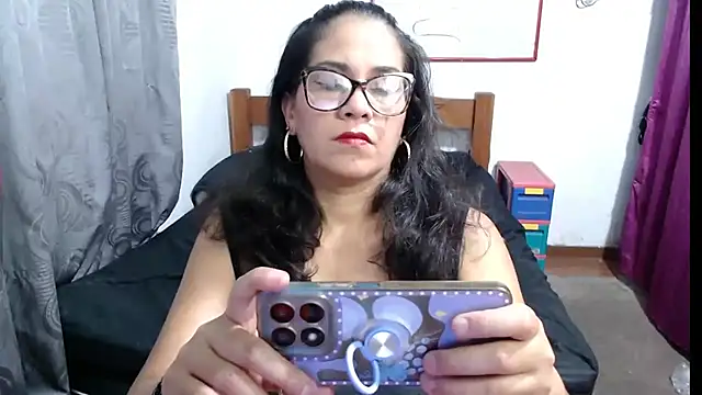 Mistresskloe01 online show from 20, 2, 2025