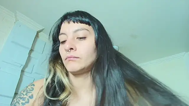 Naughty Kittenm online show from 17, 11, 2025