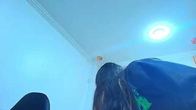 Naughty Kittenm online show from 18, 4, 2026