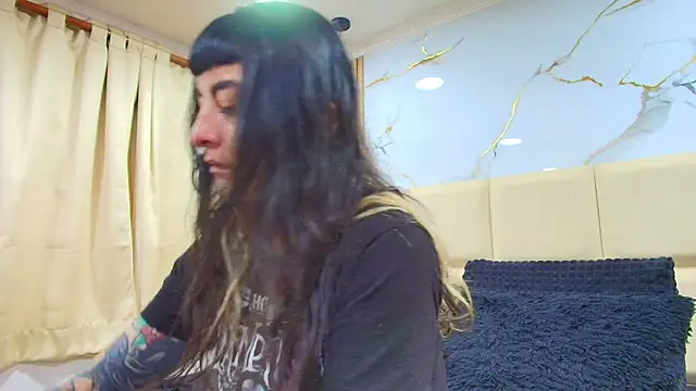 Naughty Kittenm online show from 13, 7, 2026