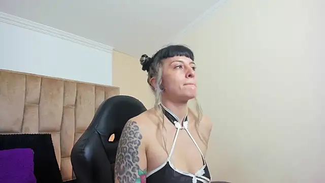 Naughty Kittenm online show from 22, 3, 2025