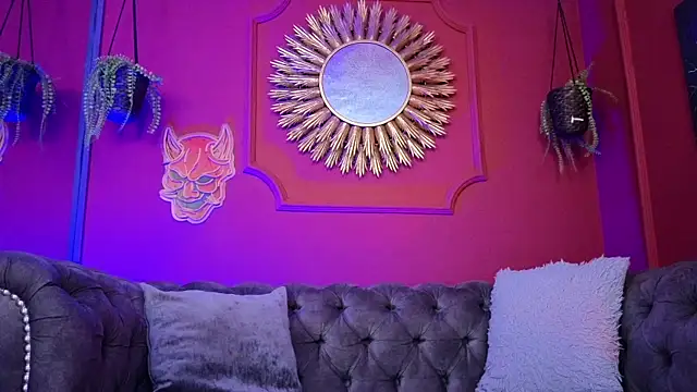 Julieta Russell online show from 20, 2, 2026