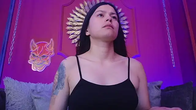 Julieta Russell online show from 26, 11, 2025