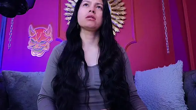 Julieta Russell online show from 23, 2, 2026