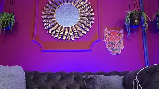 Julieta Russell online show from 15, 1, 2026