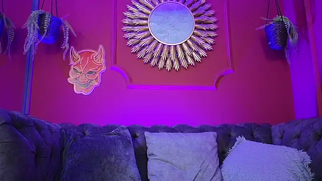 Julieta Russell online show from 29, 11, 2025