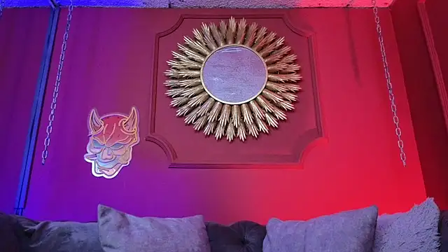 Julieta Russell online show from 11, 11, 2025