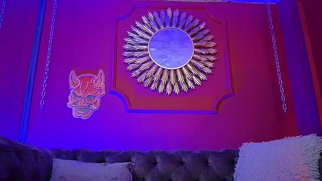 Julieta Russell online show from 16, 2, 2026