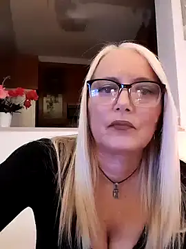 kikkastar online show from 13, 1, 2025