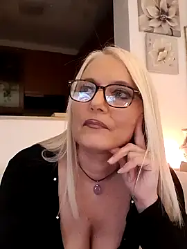 kikkastar online show from 29, 1, 2025