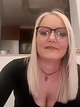 kikkastar online show from 9, 2, 2025