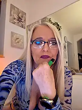 kikkastar online show from 25, 2, 2026