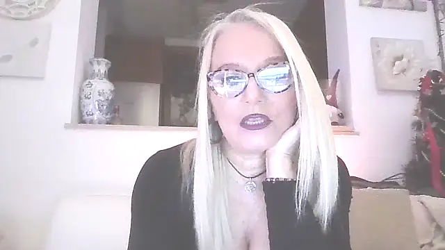 kikkastar online show from 7, 1, 2026