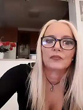 kikkastar online show from 14, 1, 2025