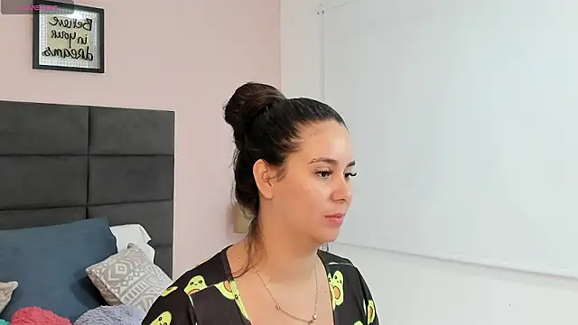 MadisonJenner online show from 1, 2, 2026