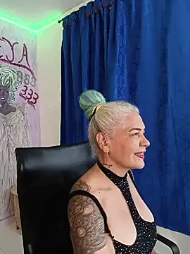 Snapshot of freyadevil333 chatting on 15, 5, 2026 freyadevil333 online show from 15, 5, 2026