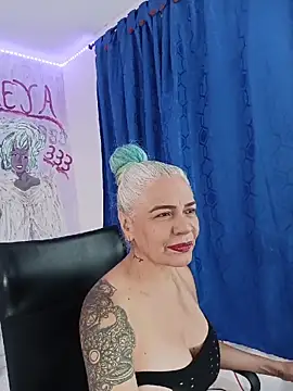 Snapshot of freyadevil333 chatting on 13, 5, 2026 freyadevil333 online show from 13, 5, 2026