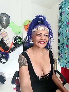 Snapshot of freyadevil333 chatting on 12, 10, 2025 freyadevil333 online show from 12, 10, 2025