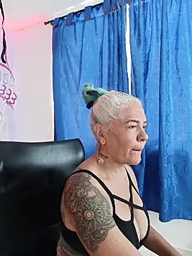 freyadevil333 online show from 19, 4, 2026