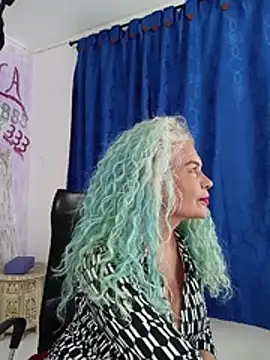 Snapshot of freyadevil333 chatting on 21, 5, 2026 freyadevil333 online show from 21, 5, 2026