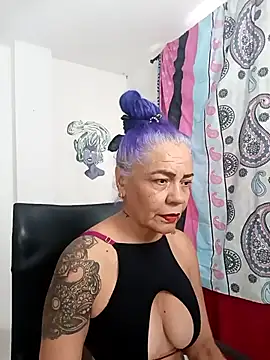 Snapshot of freyadevil333 chatting on 27, 10, 2025 freyadevil333 online show from 27, 10, 2025