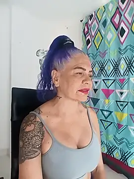 Snapshot of freyadevil333 chatting on 30, 10, 2025 freyadevil333 online show from 30, 10, 2025