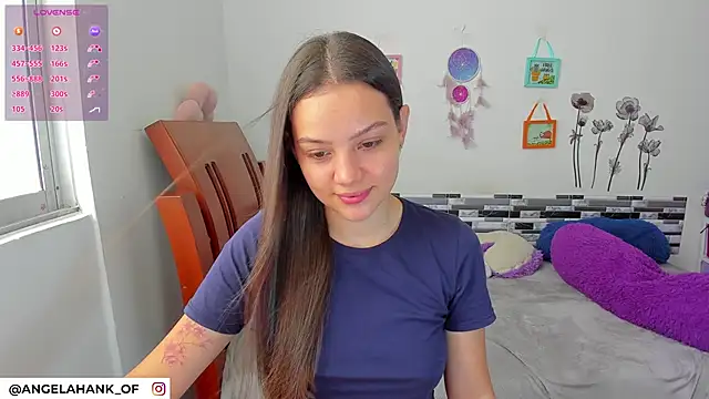 Snapshot of Angela_hank2 chatting on 5, 6, 2026 Angela hank2 online show from 5, 6, 2026