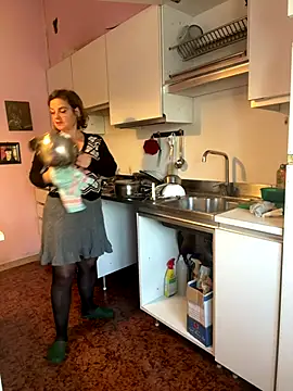 Sunbelxx online show from 5, 11, 2025