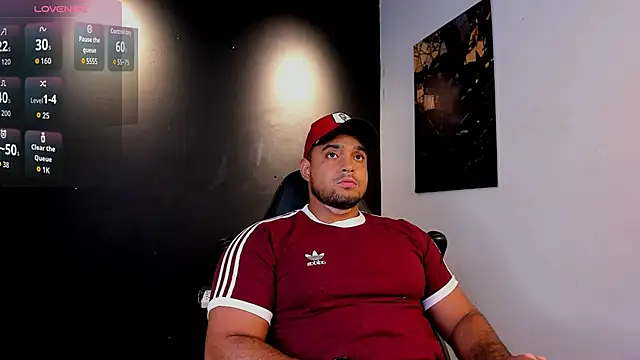 Big furry bear13 online show from 28, 3, 2026