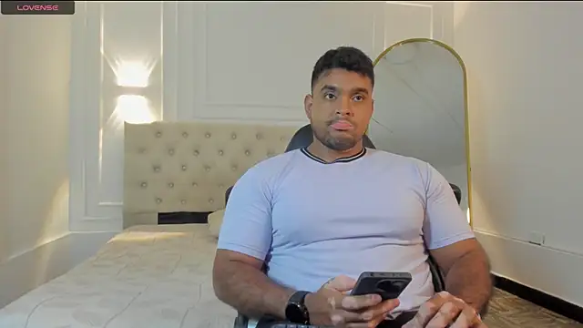 Big furry bear13 online show from 21, 3, 2026