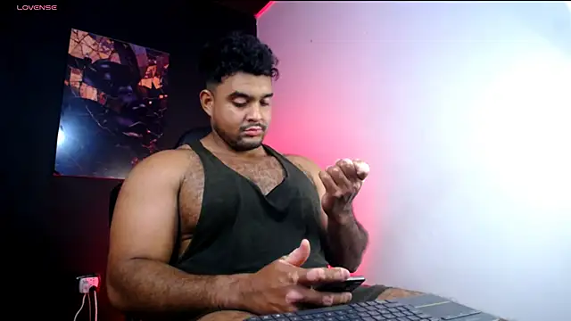 Big furry bear13 online show from 16, 1, 2026